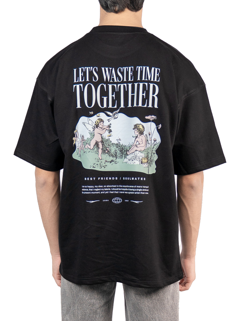 CHILLIN OVERSIZED T-SHIRT