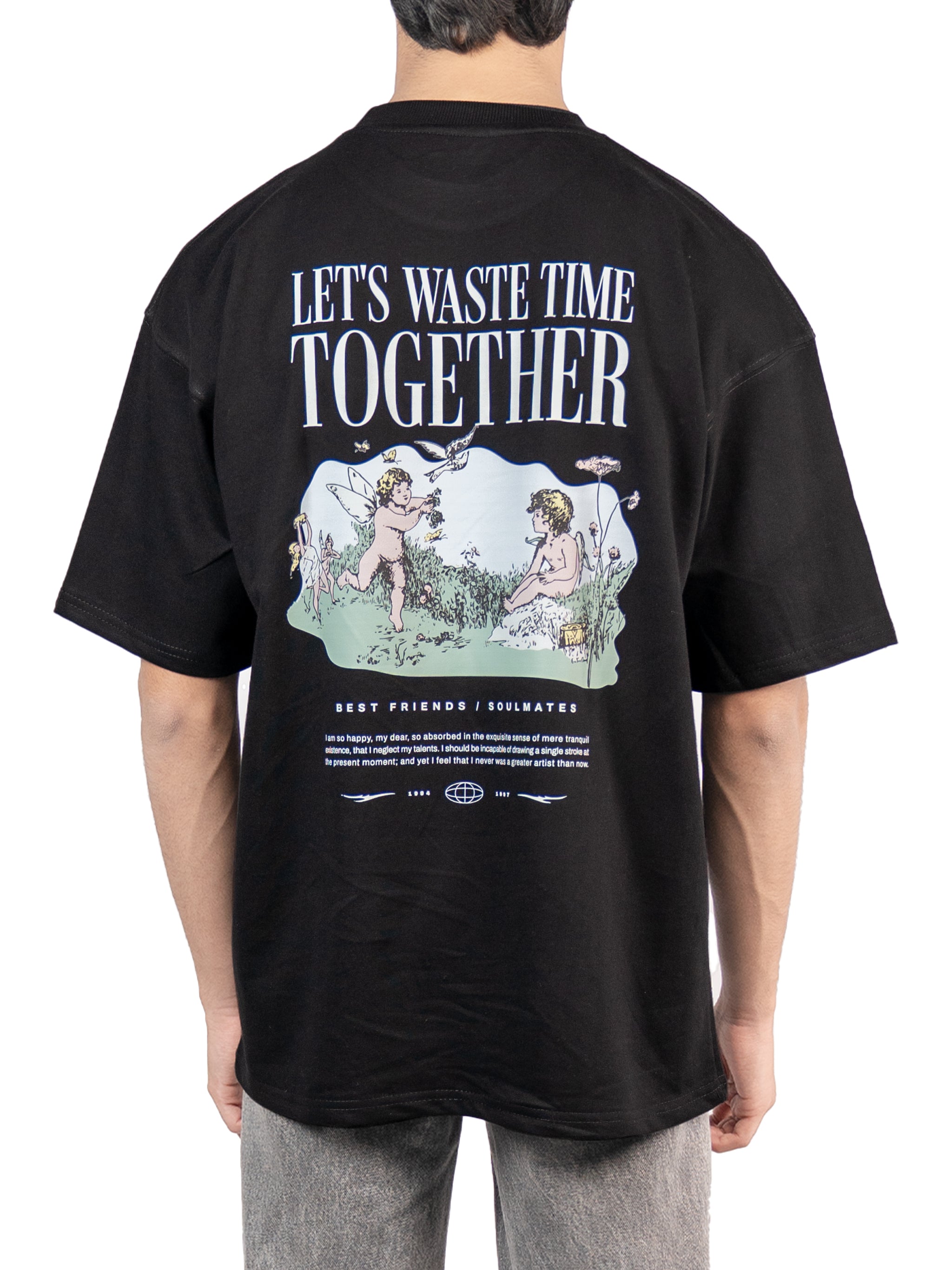 CHILLIN OVERSIZED T-SHIRT