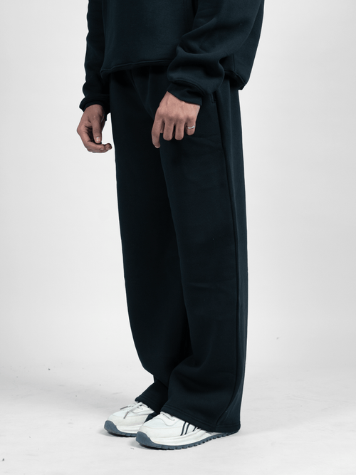 BLACK COZY SWEATPANTS