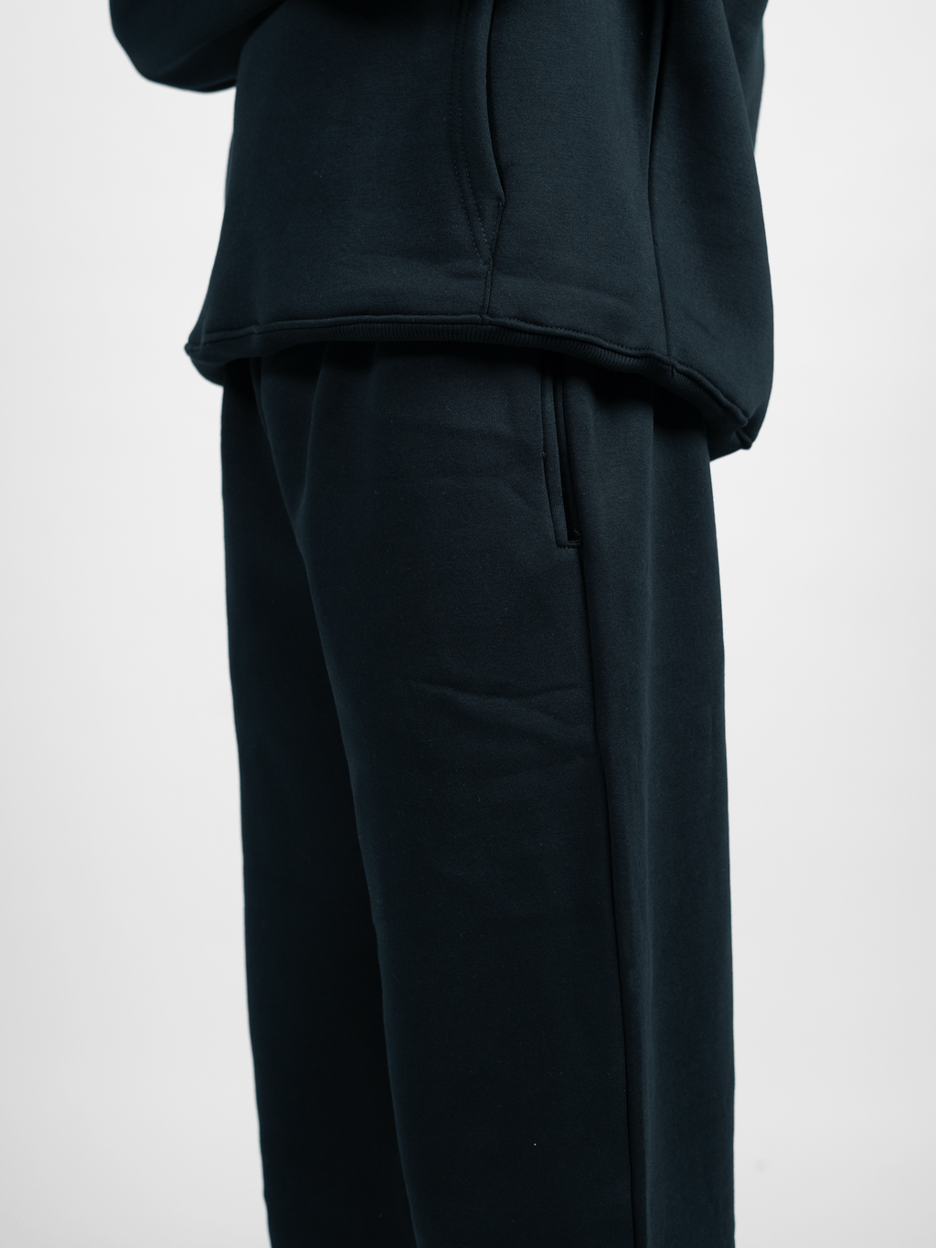 BLACK COZY SWEATPANTS
