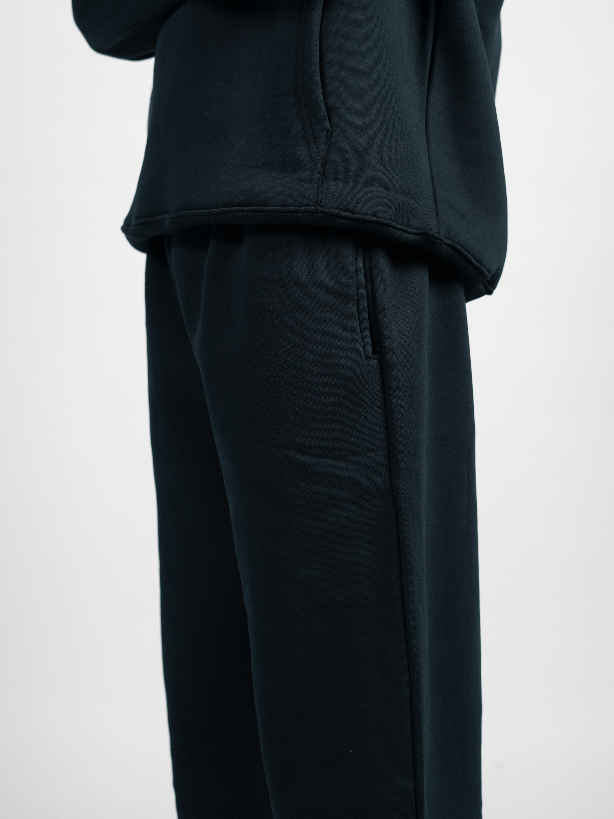 BLACK COZY SWEATPANTS
