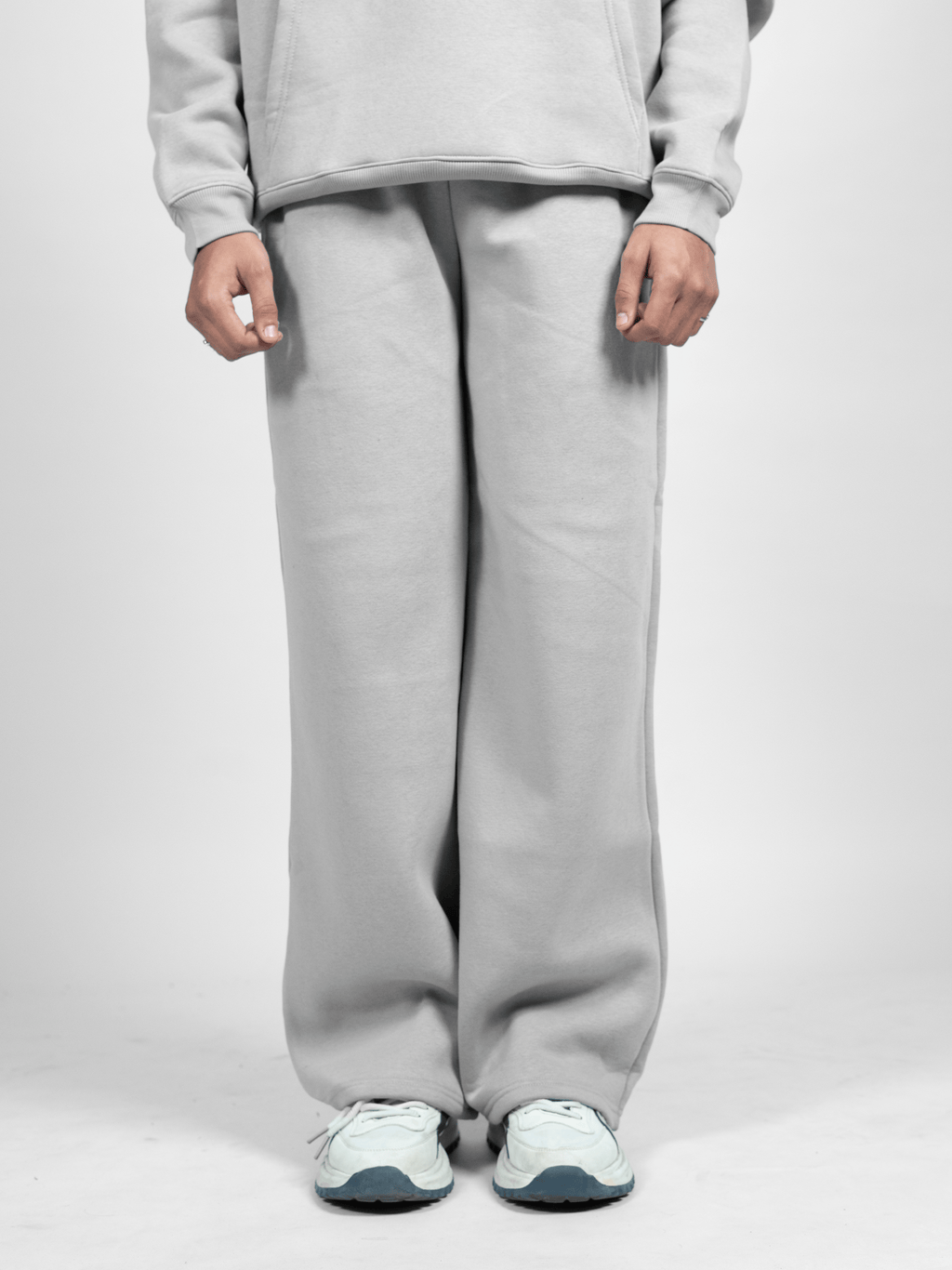 GREY COZY SWEATPANTS