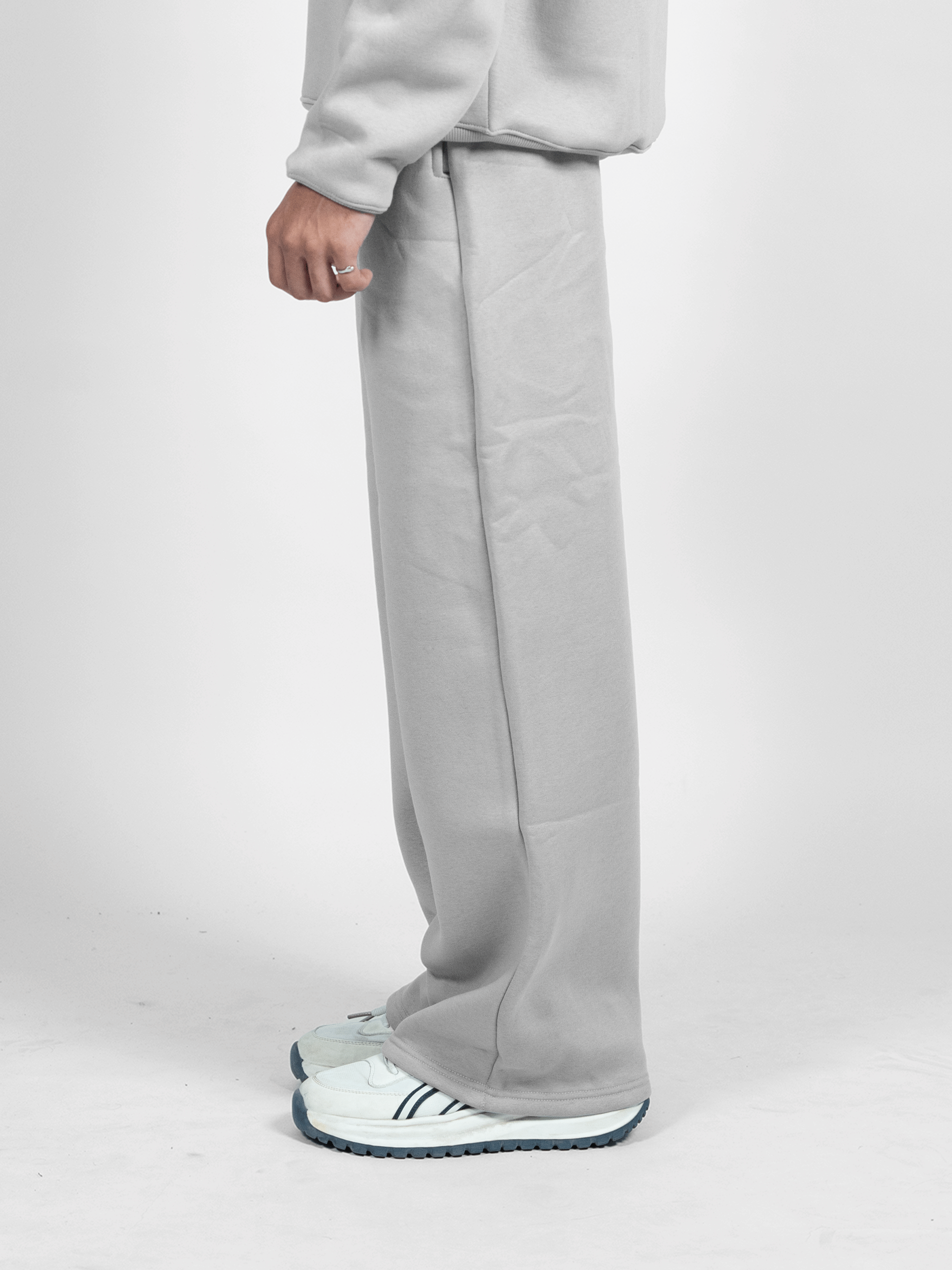 GREY COZY SWEATPANTS